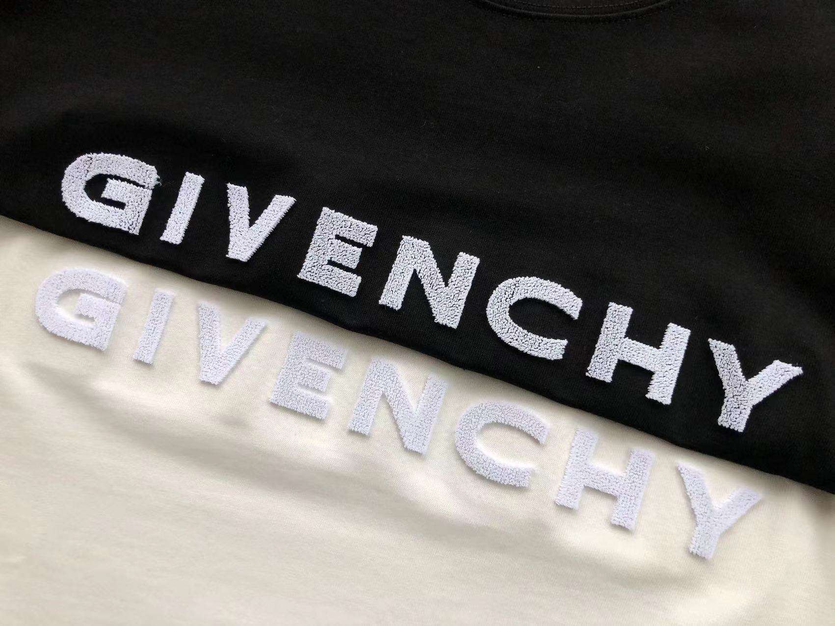 Alternative view of Camiseta Givenchy
