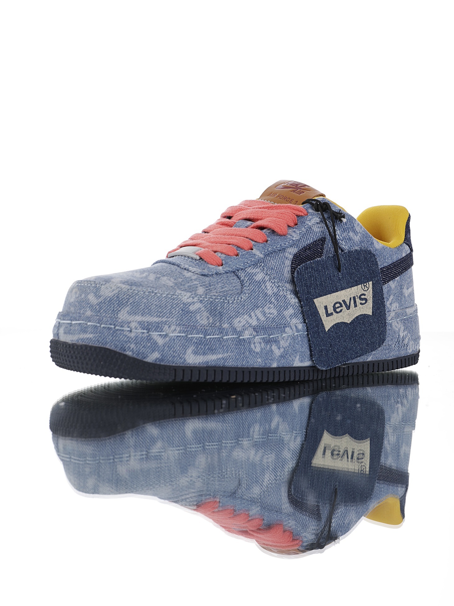 Alternative view of Nike Air Force x Levi's
