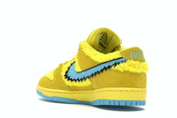 Alternative view of Nike SB Dunk Low Grateful Dead Bears Opti Yellow