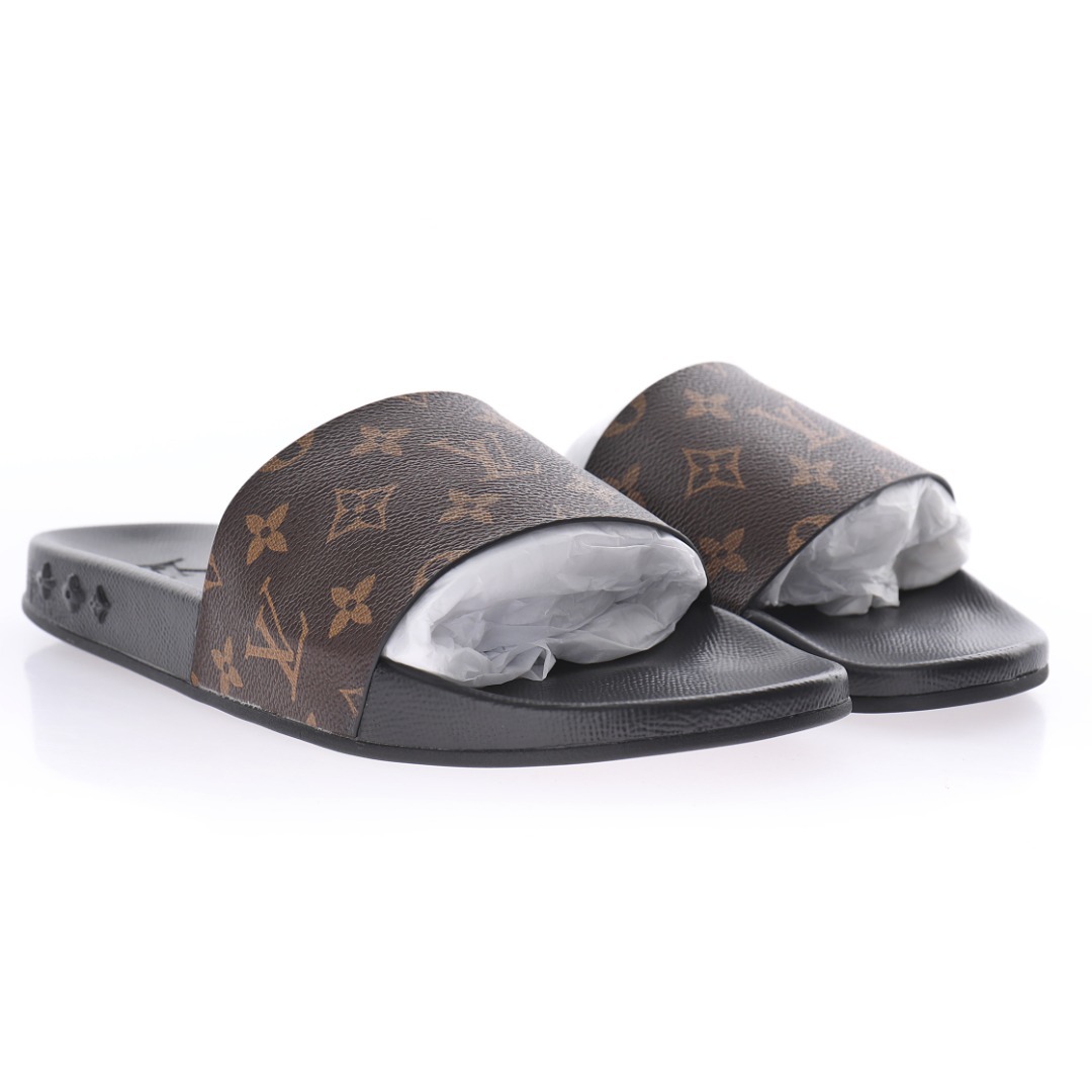 Alternative view of Chanclas LV SS21 New Collection