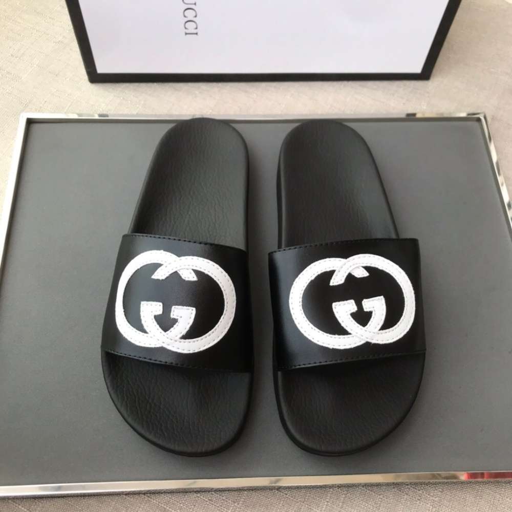 Chanclas Gucci SS19 Black & White