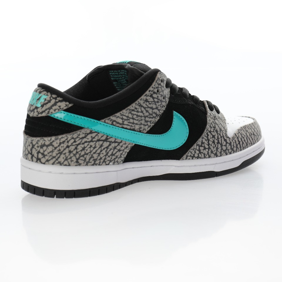 Alternative view of Nike SB Dunk Low Pro "Elephant"