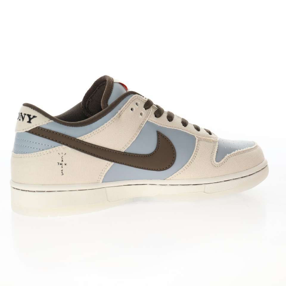 Alternative view of Playstation 5 x Travis Scott x Nike SB Dunk Low