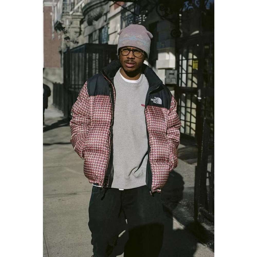 Alternative view of Cazadora TNF x Sup