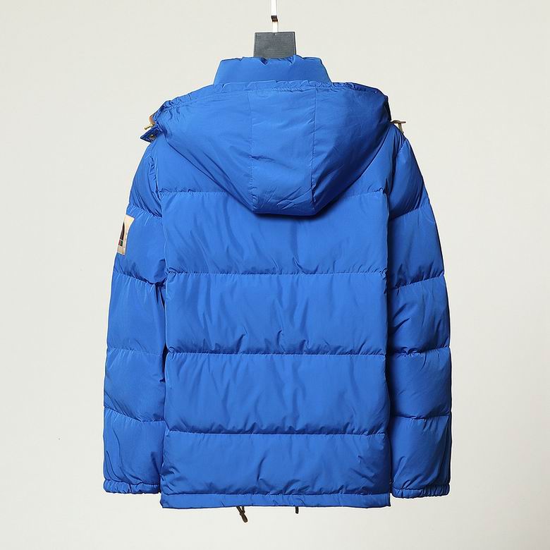 Alternative view of Chaqueta TNF x G