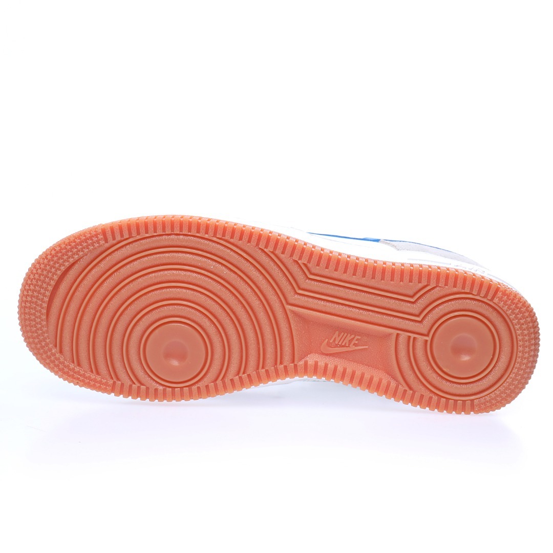 Alternative view of Nike Air Force 1'07 LV8 Swoosh Logo 50