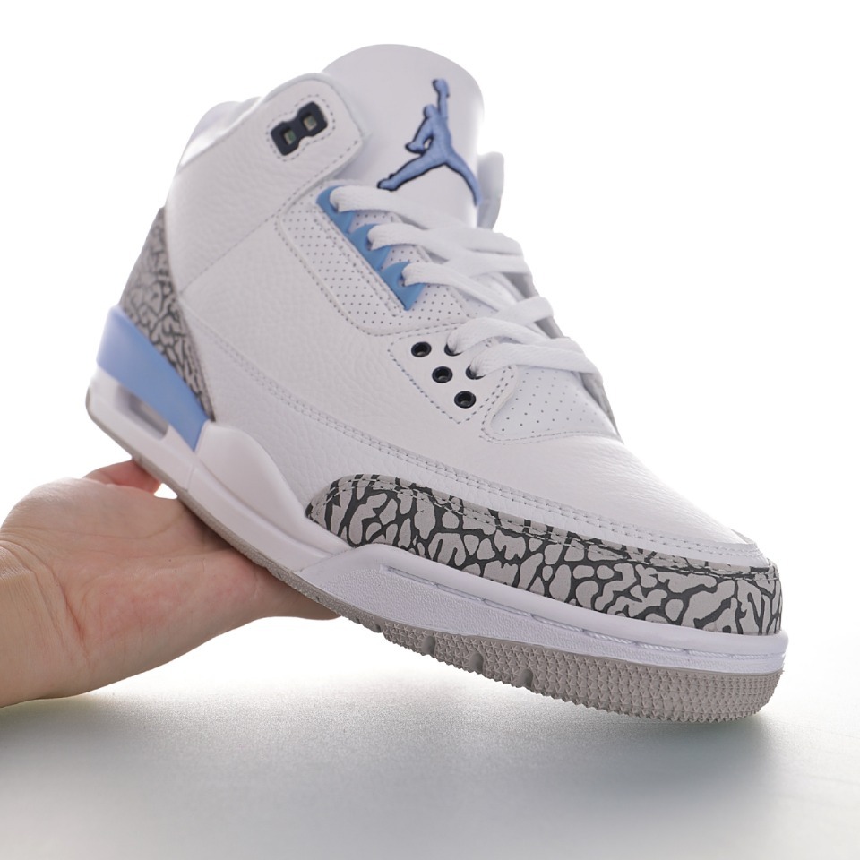 Alternative view of Jordan IIV “Heritage III”