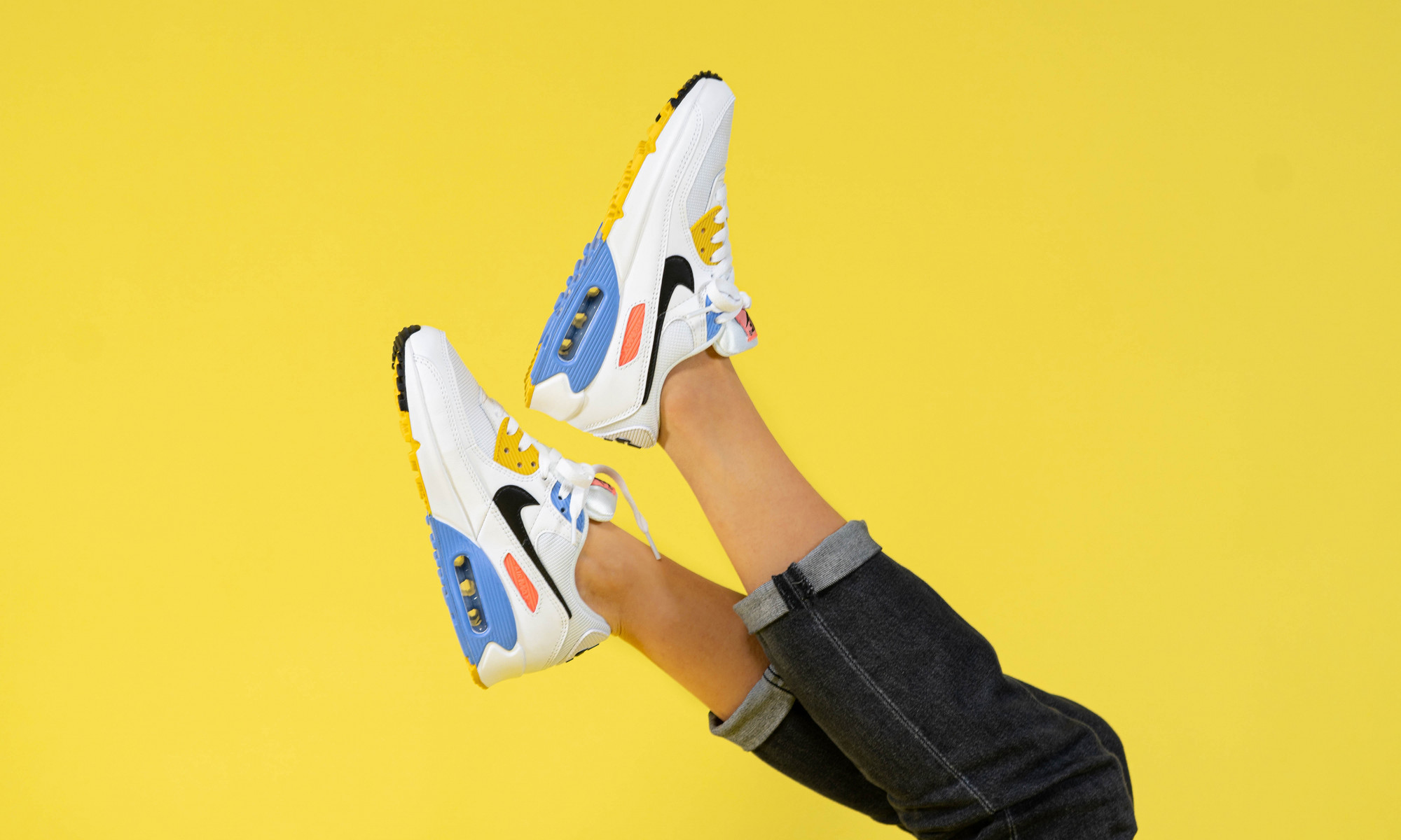 Alternative view of Nike WMNS Air Max 90 "Solar Flare"