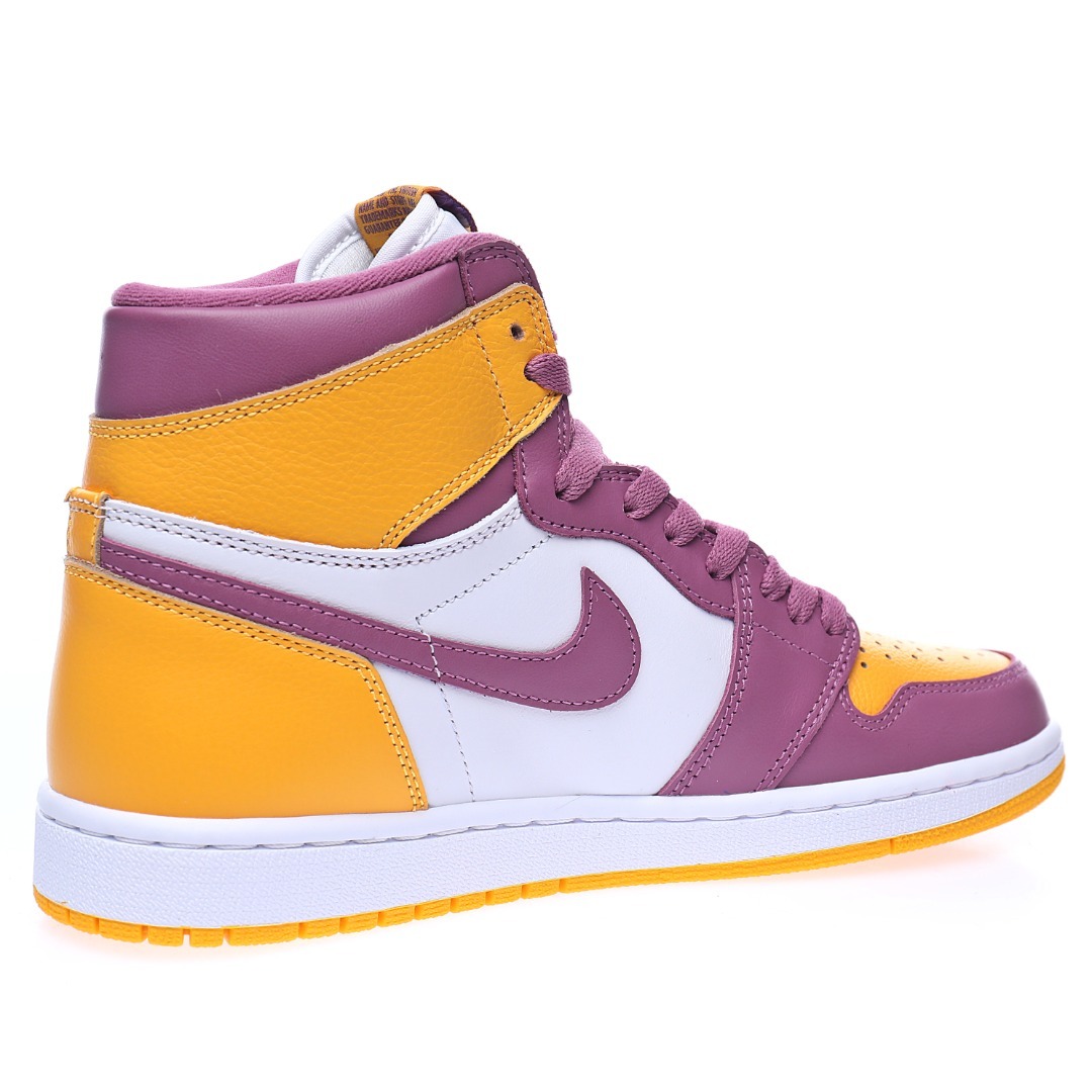 Nike Air Jordan 1 Retro High OG - Imagen 3
