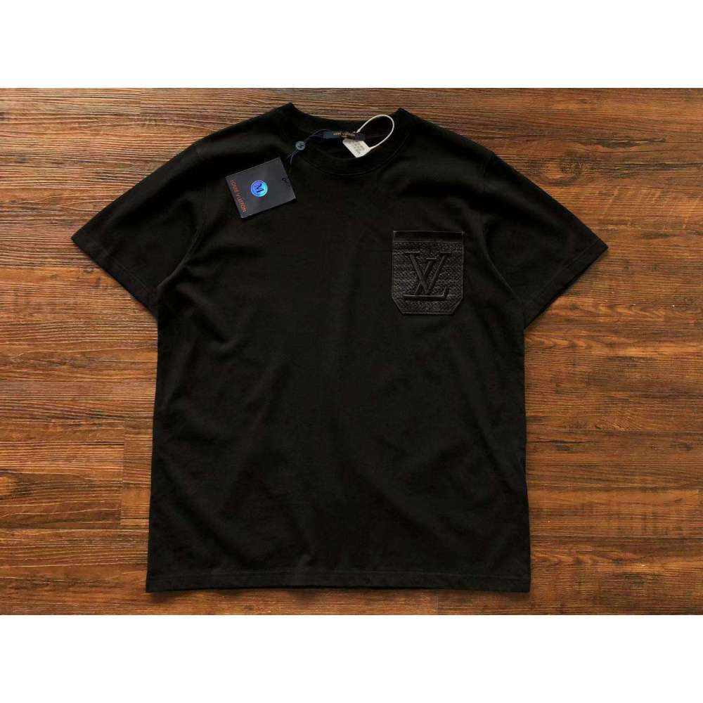 Camiseta con bolsillo LV Negro