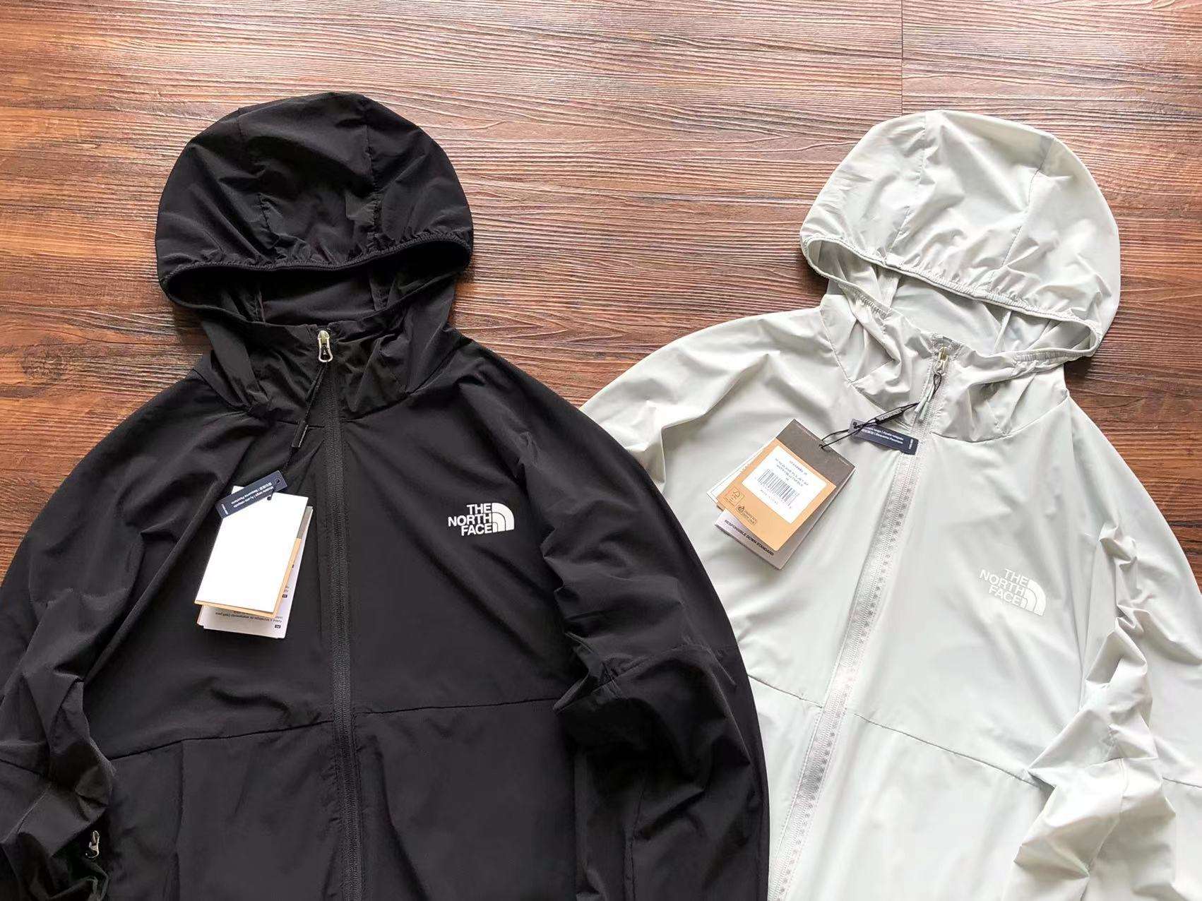 Alternative view of Sudadera Cortavientos TNF