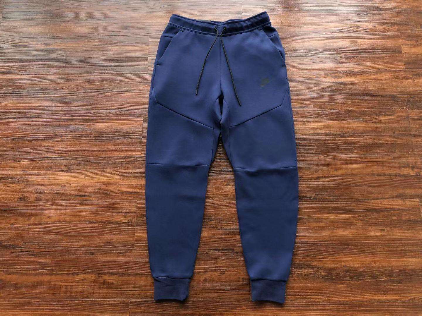 Conjunto de Chándal Nike Tech Fleece Color Marino - Imagen 9