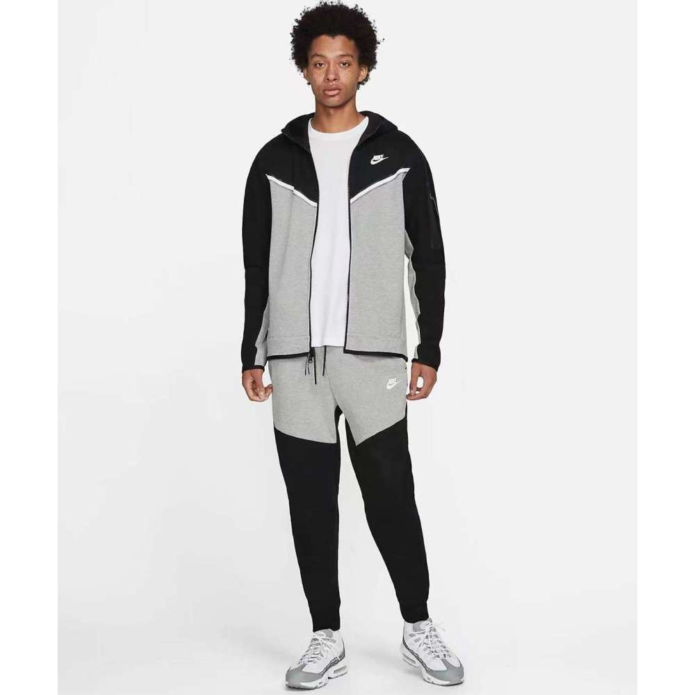 Conjunto de Chándal Nike Tech Fleece Negro/Gris