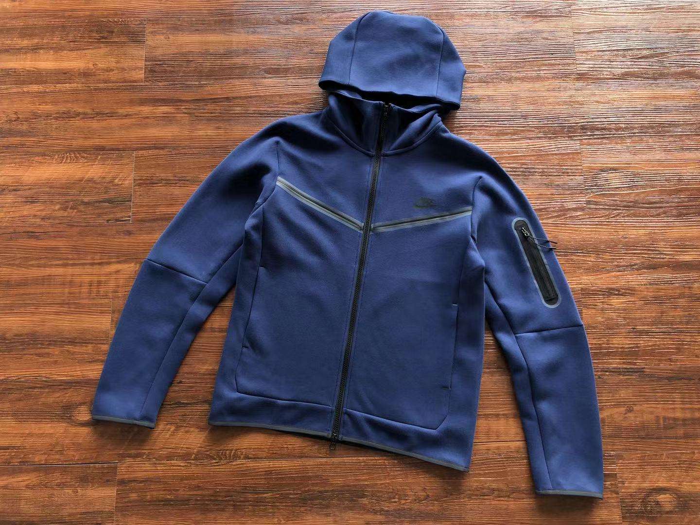Alternative view of Conjunto de Chándal Nike Tech Fleece Color Marino