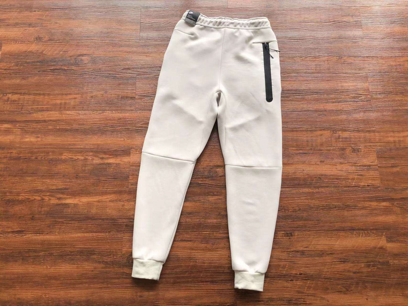 Conjunto de Chándal Nike Tech Fleece Blanco - Imagen 10