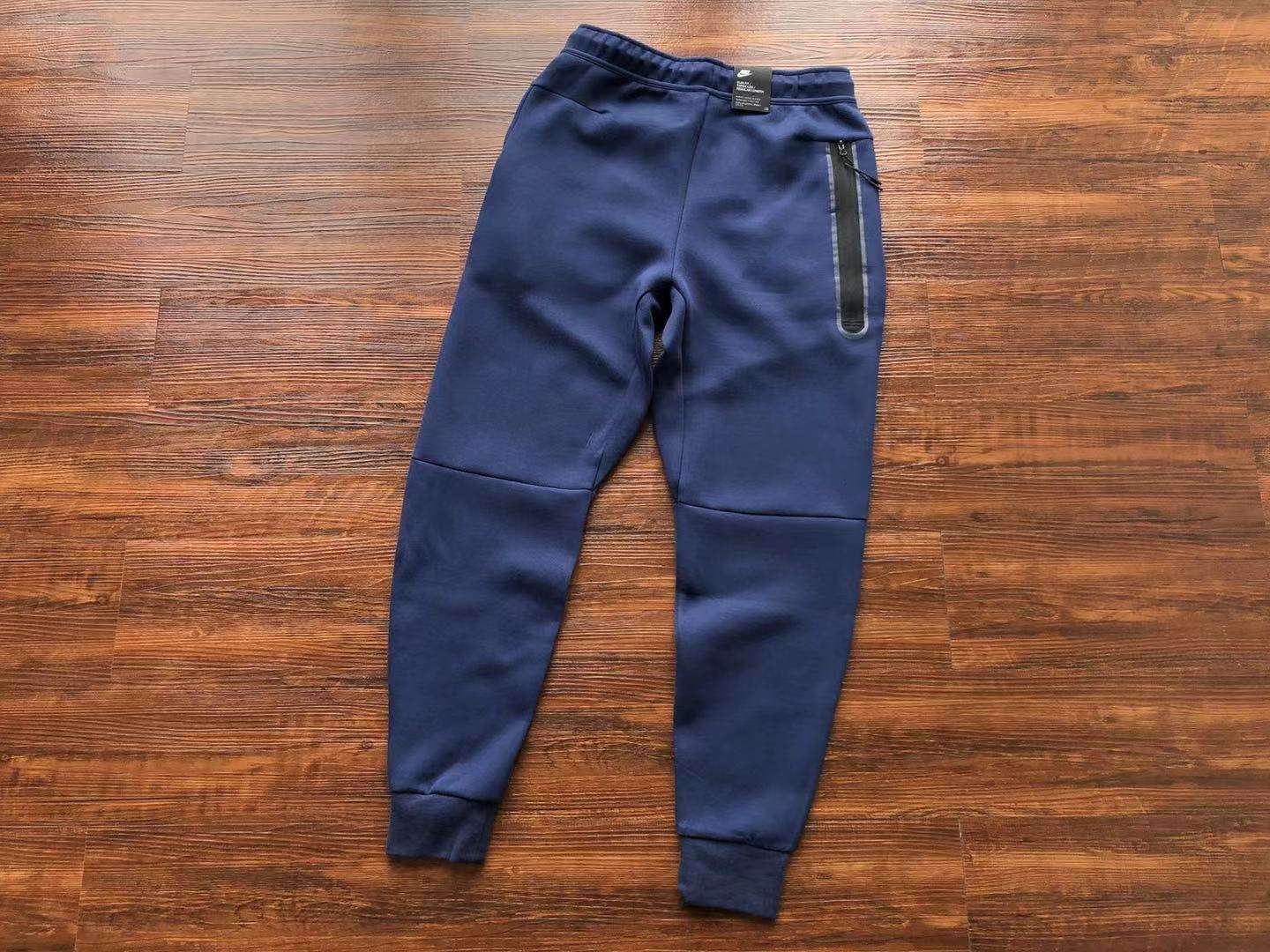 Conjunto de Chándal Nike Tech Fleece Color Marino - Imagen 10