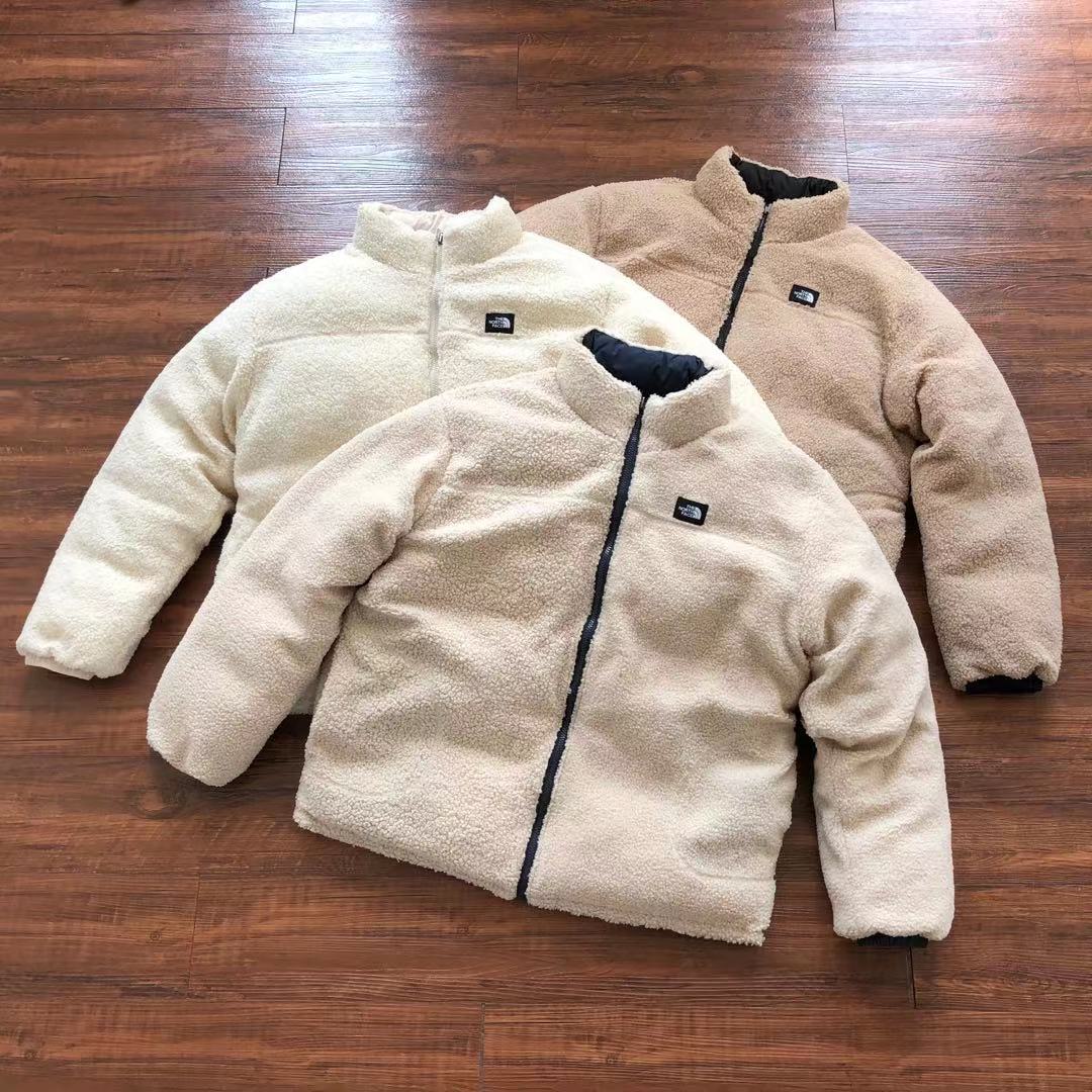 Alternative view of Chaqueta TNF Reversible