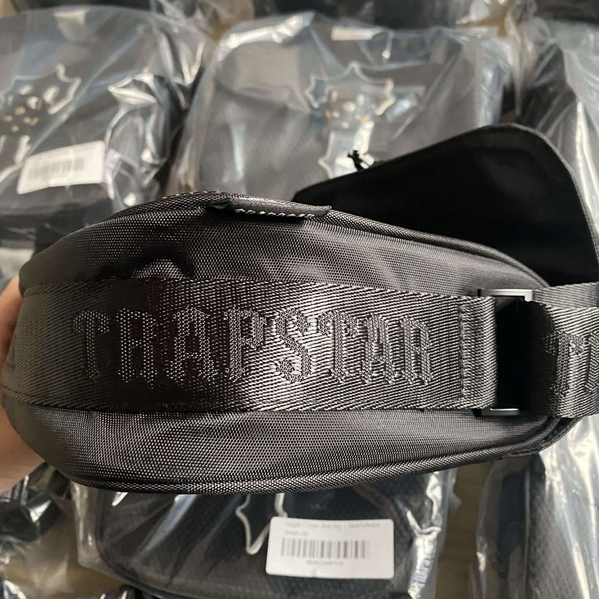 Alternative view of Bandolera Trapstar Cross Body