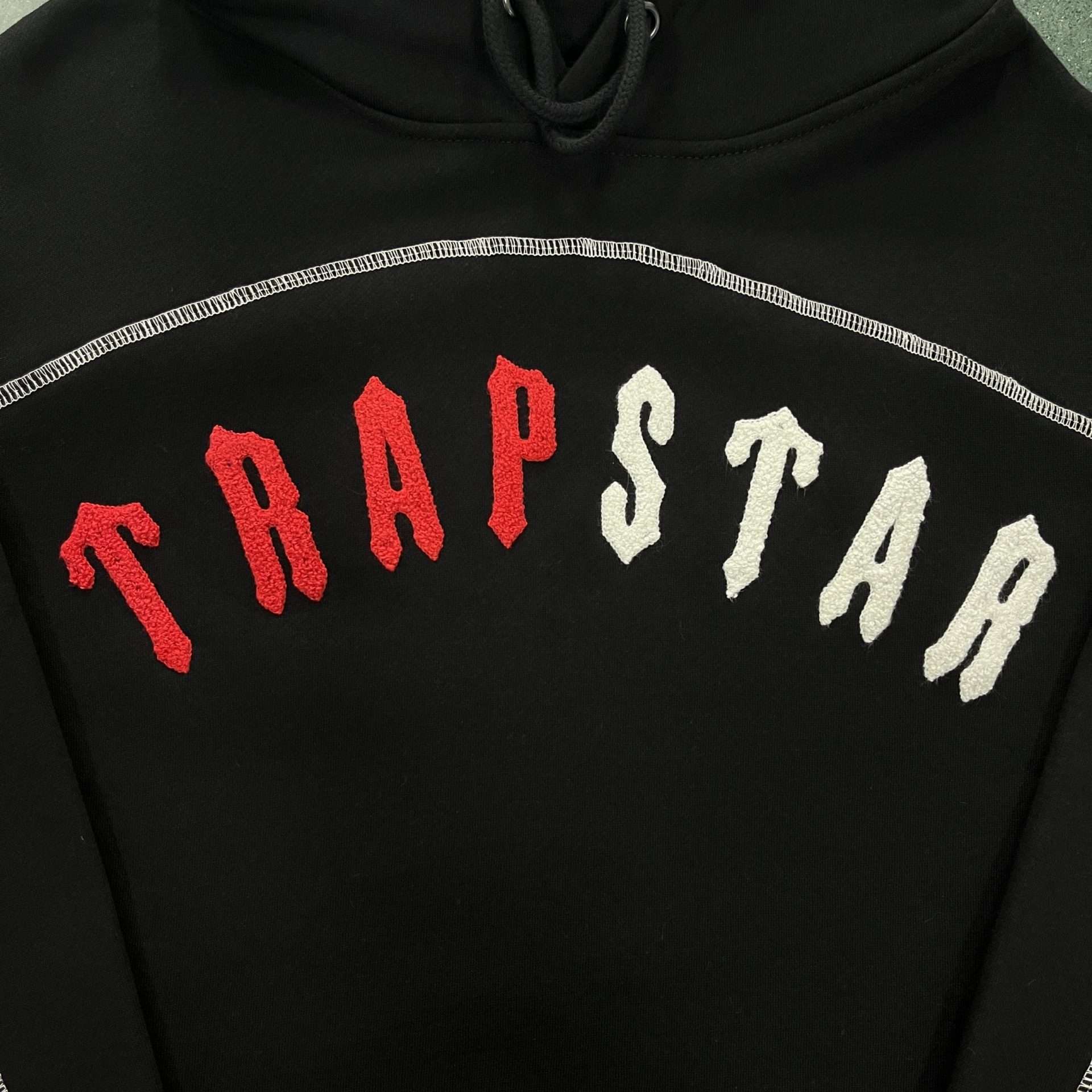 Conjunto de Chándal Trapstar Irongate Arch - Imagen 3