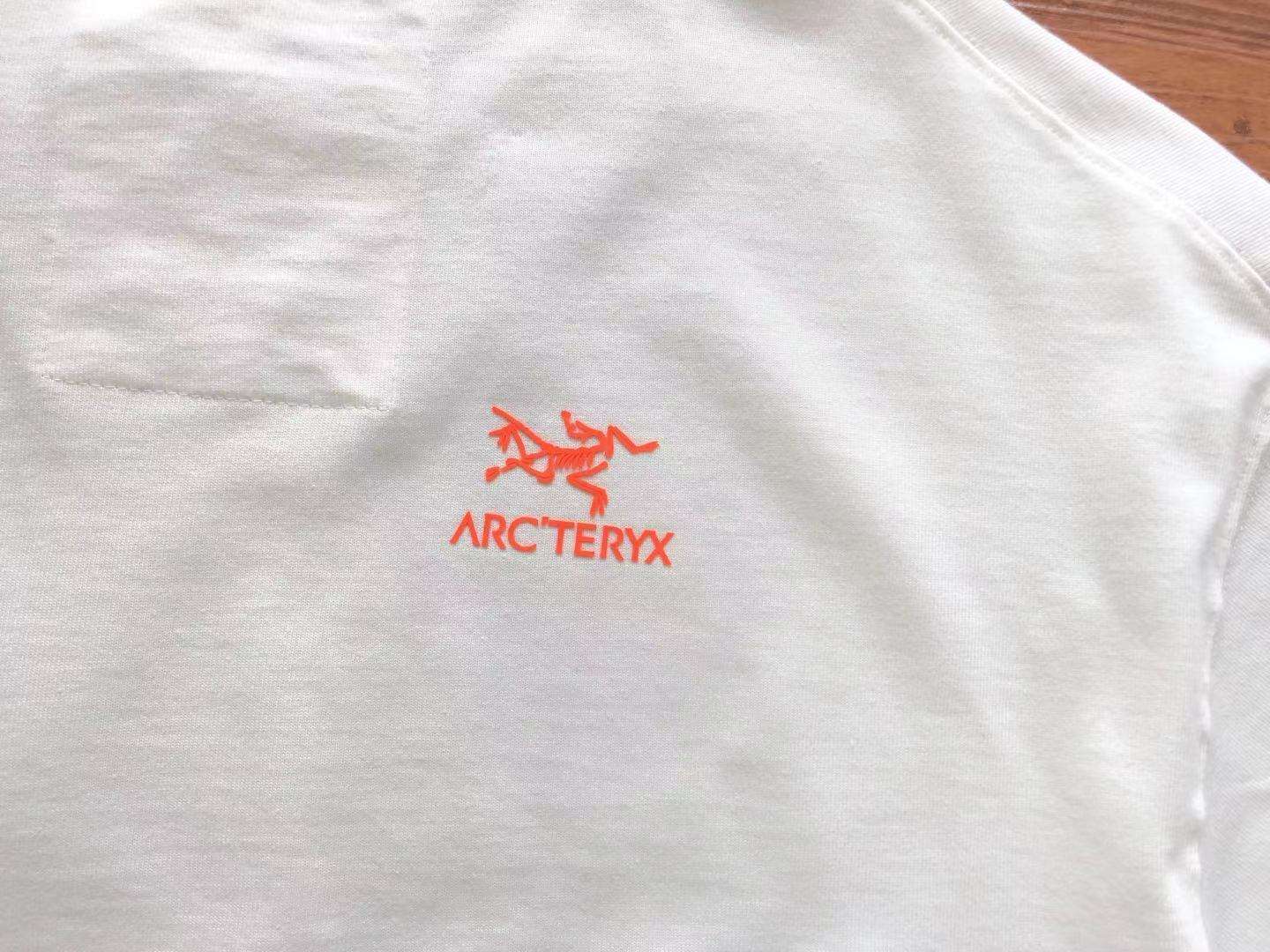 Alternative view of Camiseta Arc teryx x Jil Sander