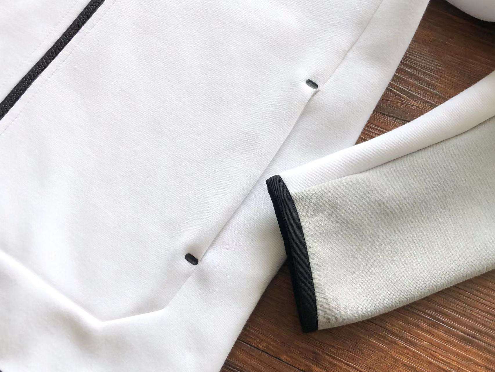 Chándal Nike Tech Fleece - Gris y Blanco - Imagen 20