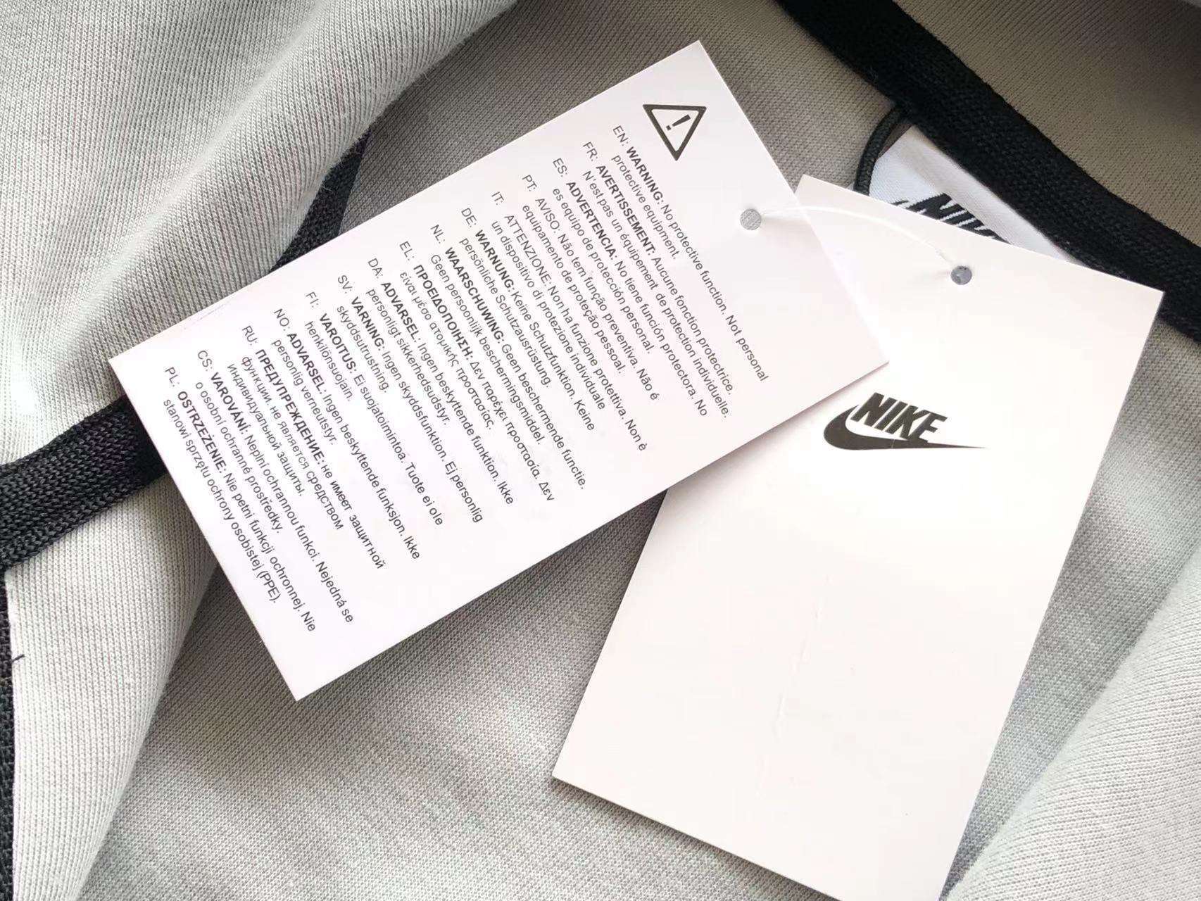 Chándal Nike Tech Fleece - Gris y Blanco - Imagen 17