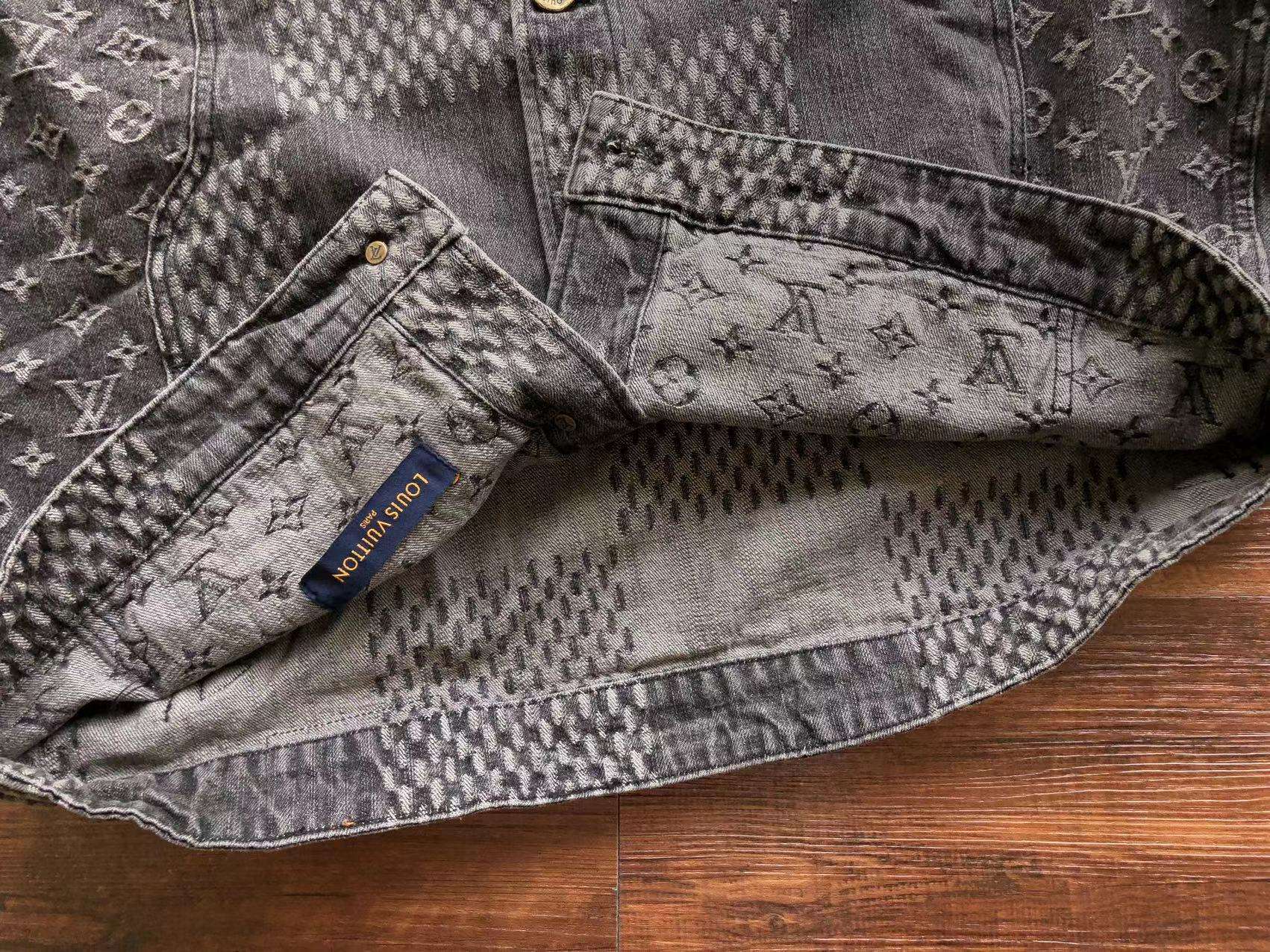 Alternative view of Chaqueta Vaquera Louis Vuitton Negra - 682405