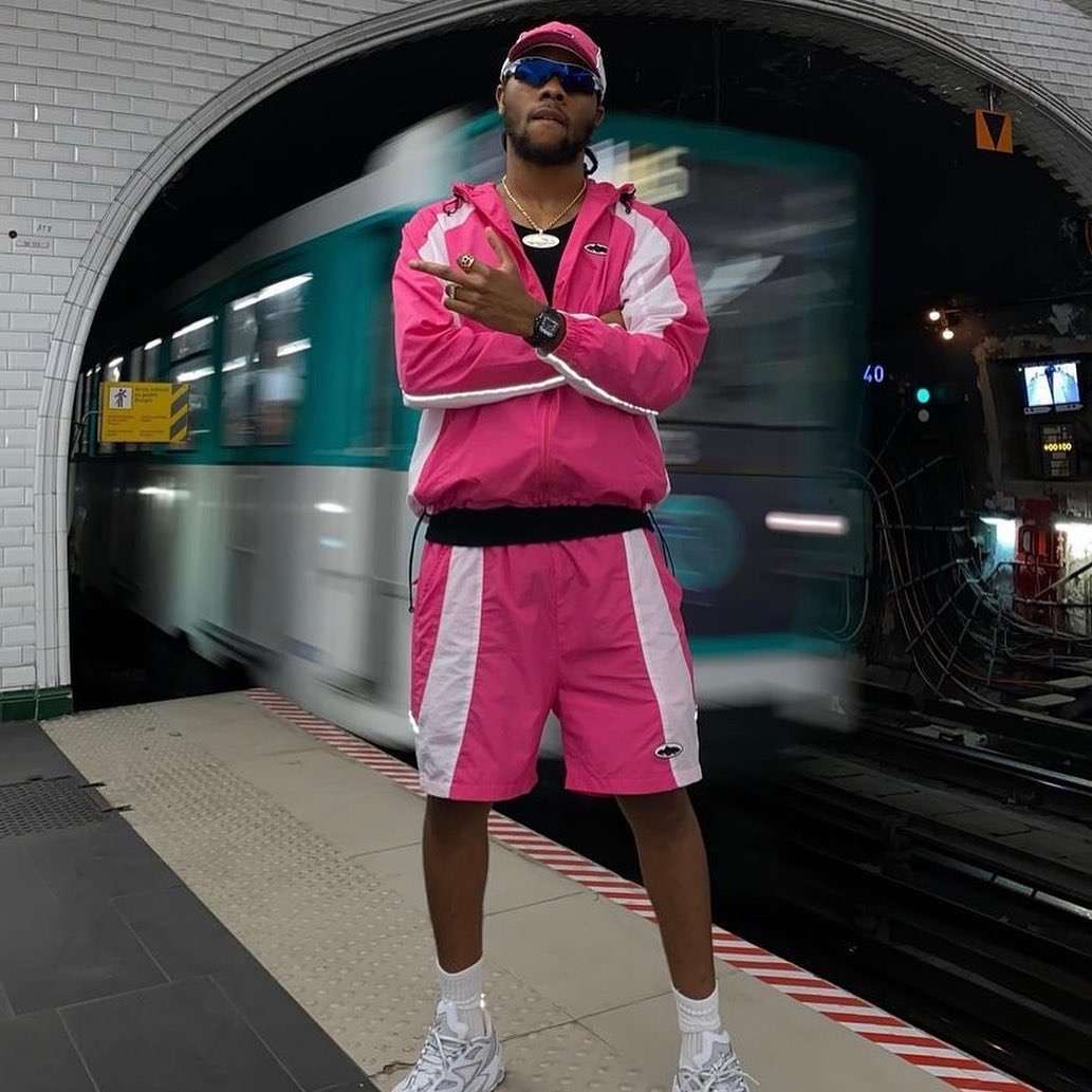 Alternative view of Corteiz Sun & Rain Windbreaker-Pink