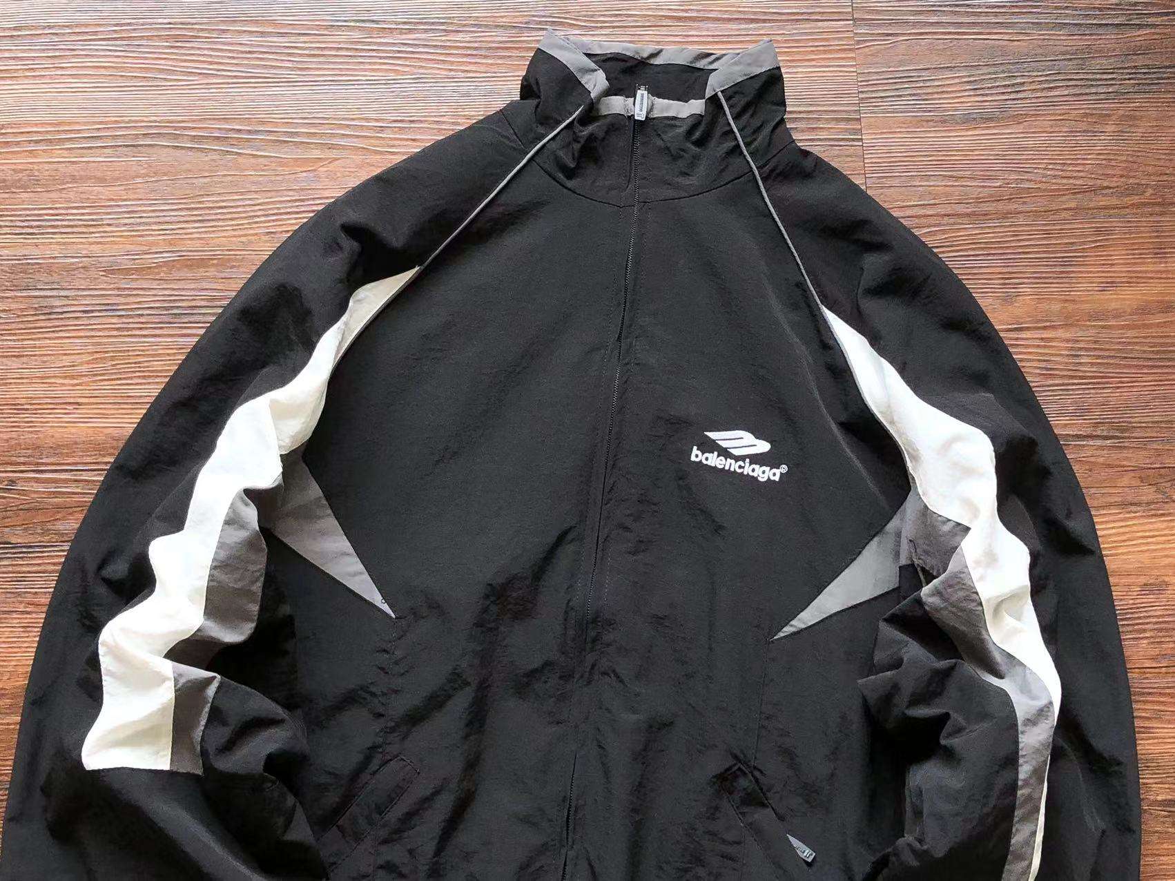 Alternative view of Chaqueta Balenciaga Vintage - SS22
