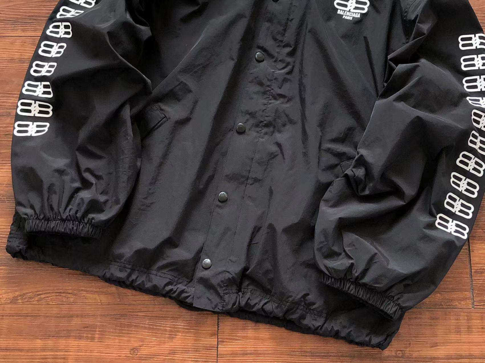Chaqueta Balenciaga - 3111601 - Imagen 13