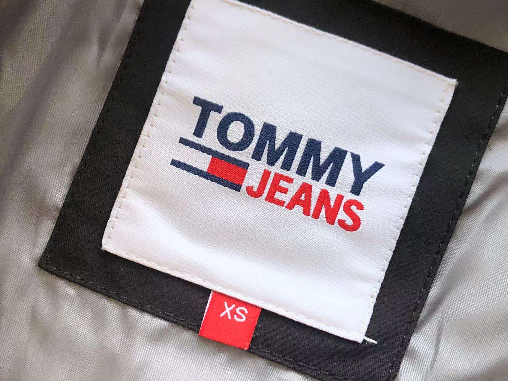 Chaqueta Tommy Hilfiger Tech Essentials - Imagen 12
