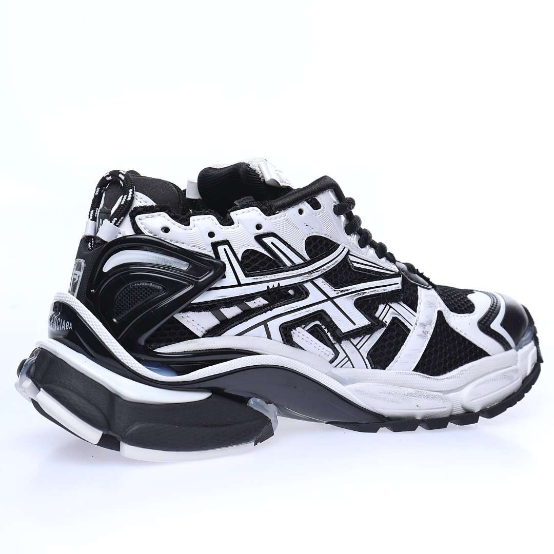Alternative view of BALENCIAGA Runner Sneaker "Panda"
