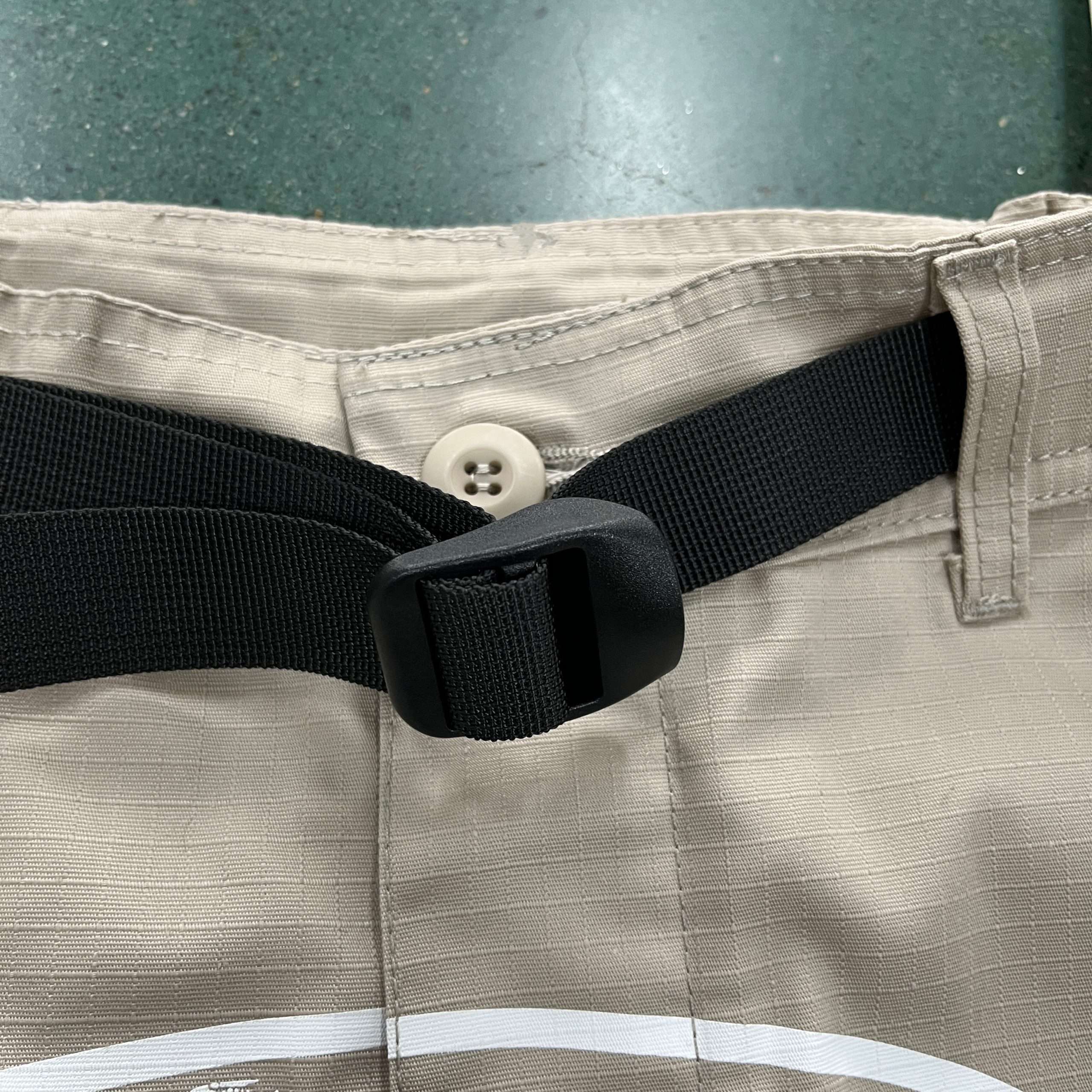 Pantalón Corto Corteiz Beige Summer Season 2023 - Imagen 15