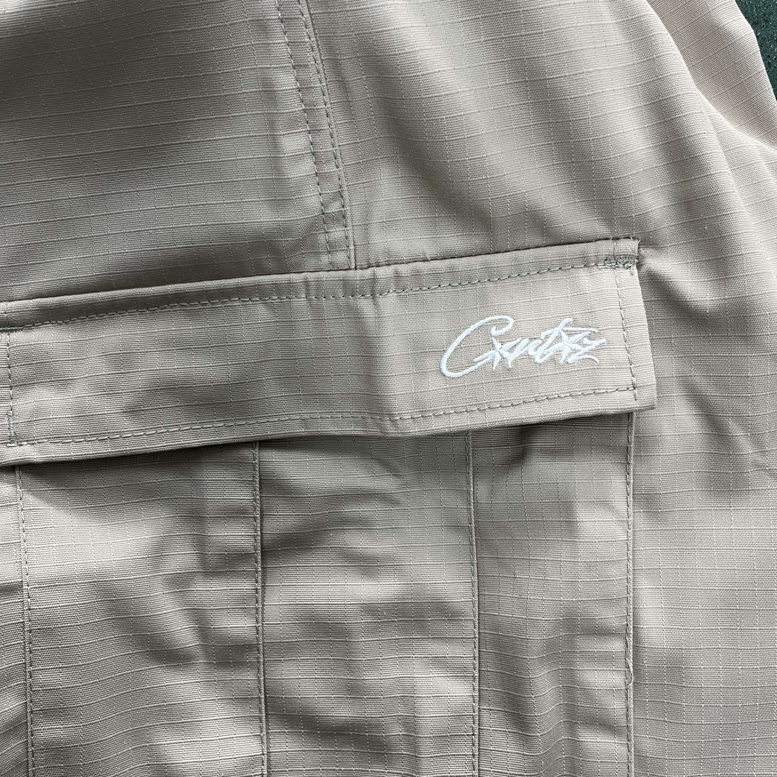 Pantalón Corto Corteiz Beige Summer Season 2023 - Imagen 6