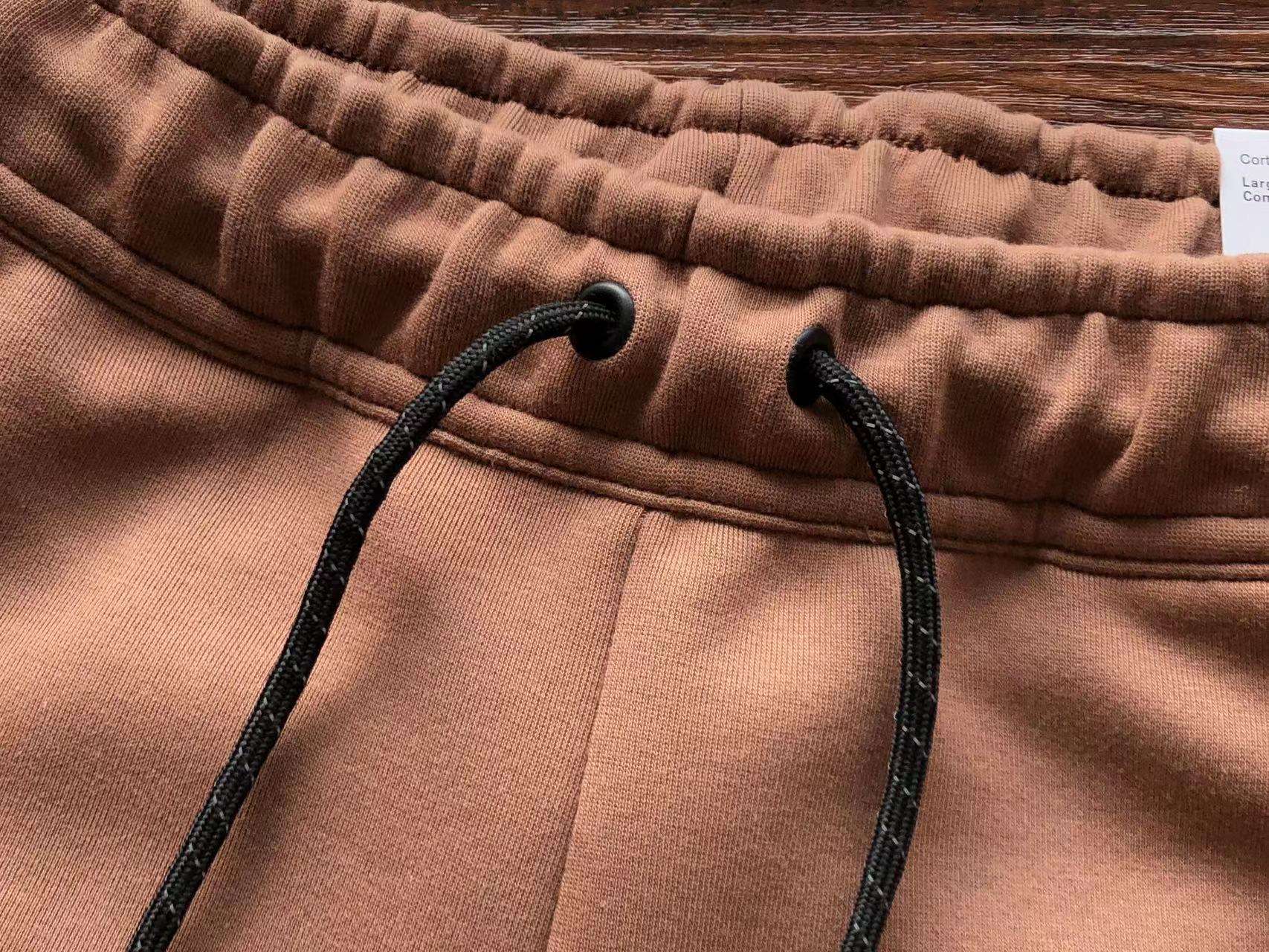 Pantalones Cortos Nike Tech Fleece - Imagen 17
