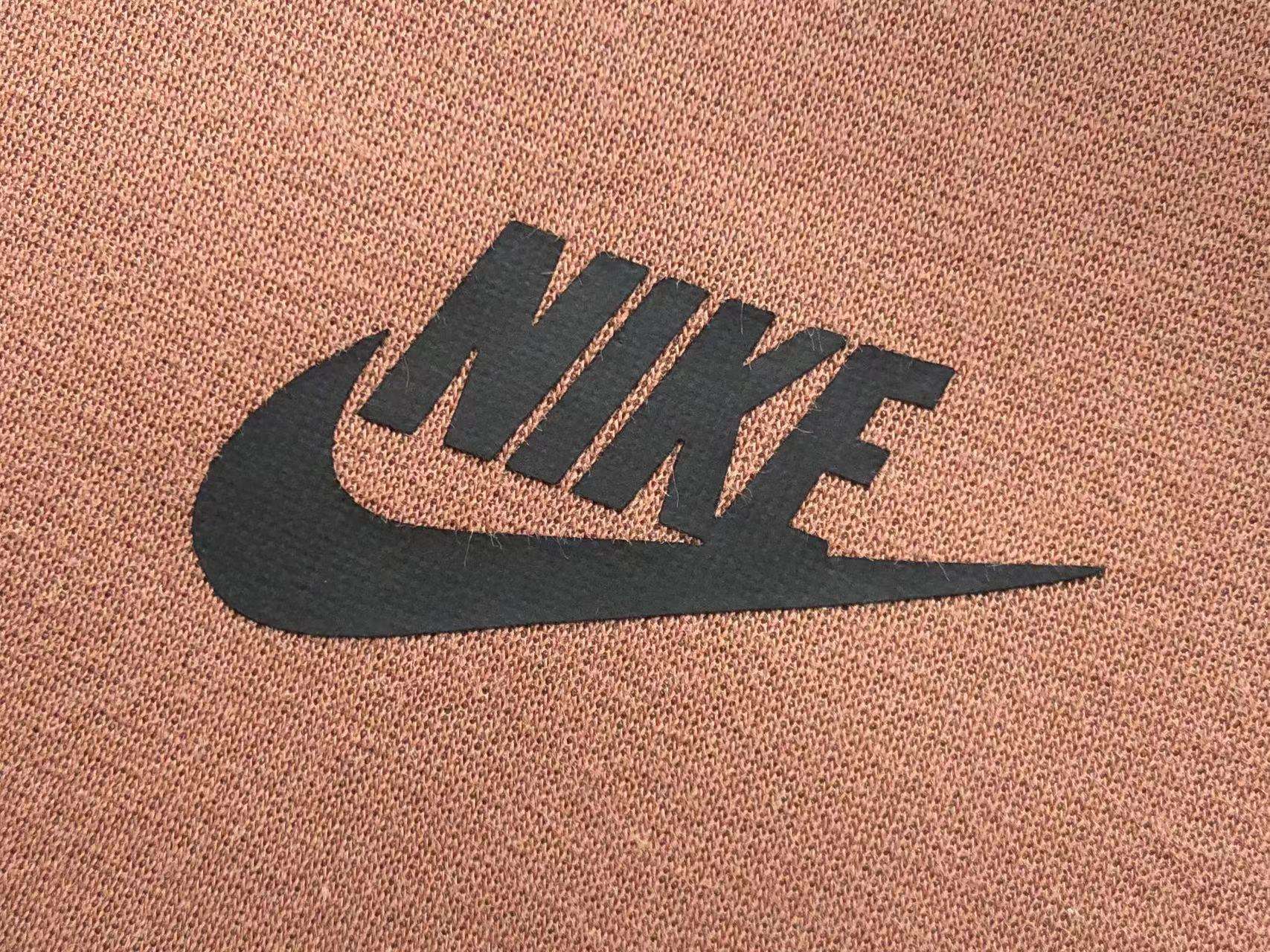 Pantalones Cortos Nike Tech Fleece - Imagen 25