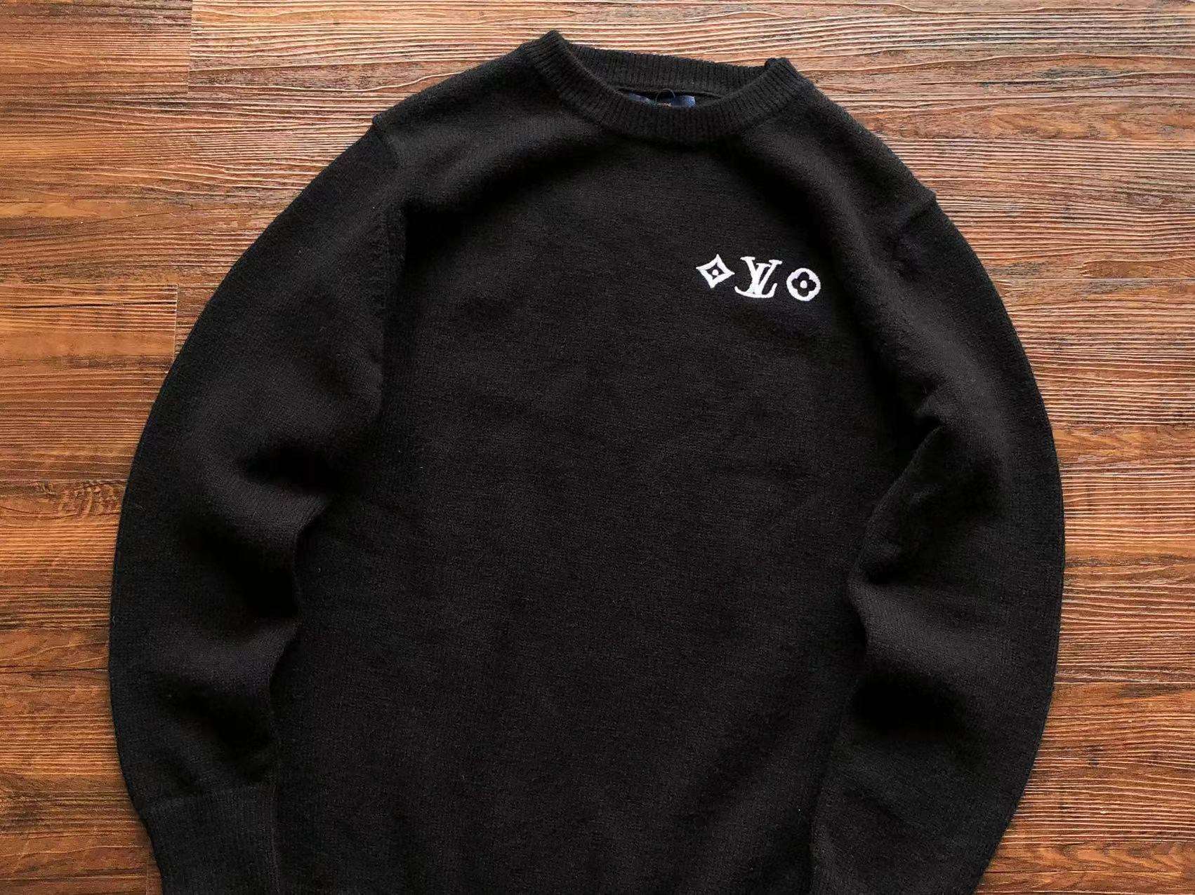 Alternative view of Sweater Louis Vuitton "LV Logo"