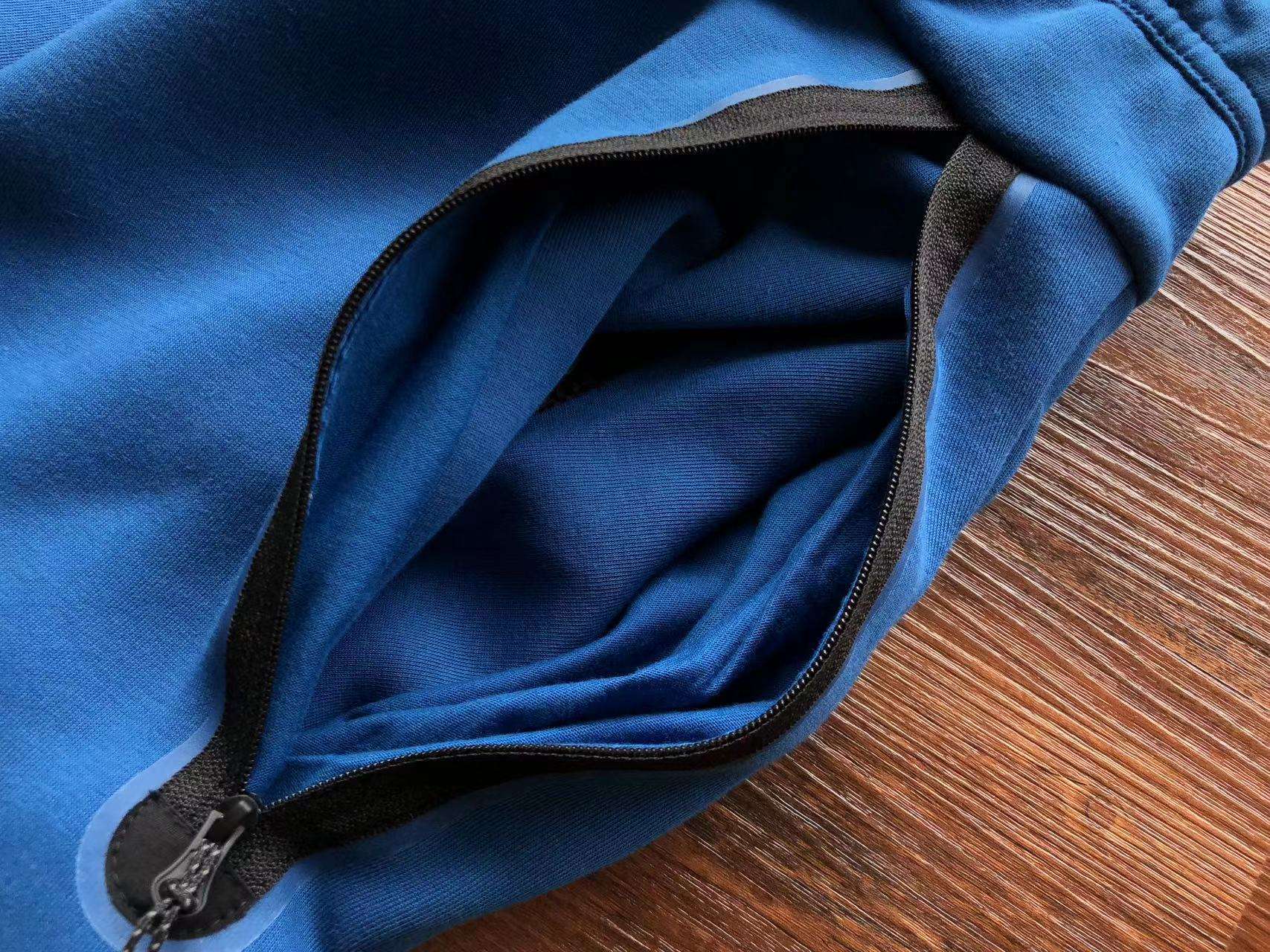 Pantalones Cortos Nike Tech Fleece - Imagen 44