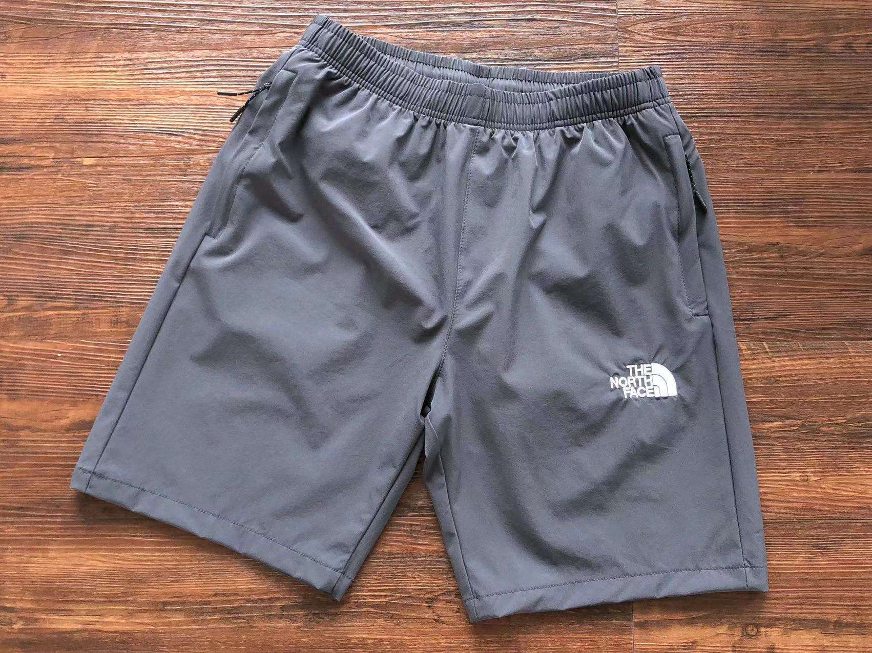 Pantalones Cortos TNF- SS23 - Imagen 9