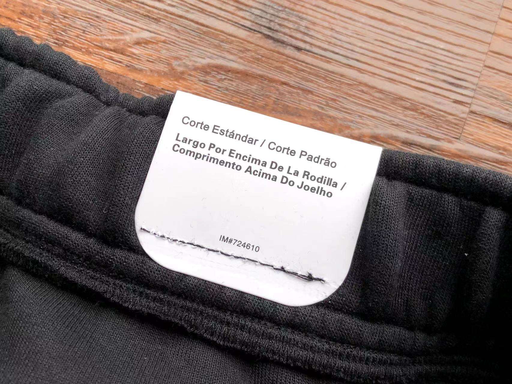 Pantalones Cortos Nike Tech Fleece - Imagen 72