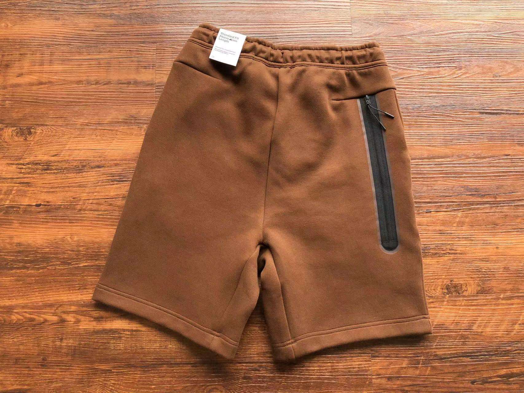 Pantalones Cortos Nike Tech Fleece - Imagen 31