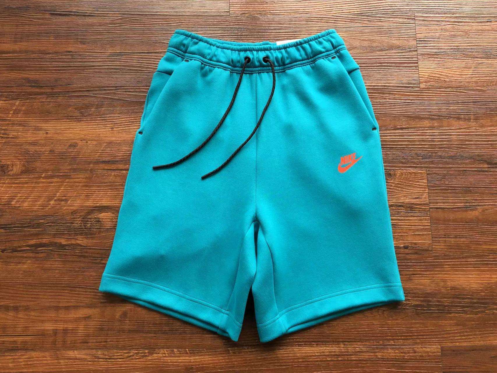 Pantalones Cortos Tech Fleece