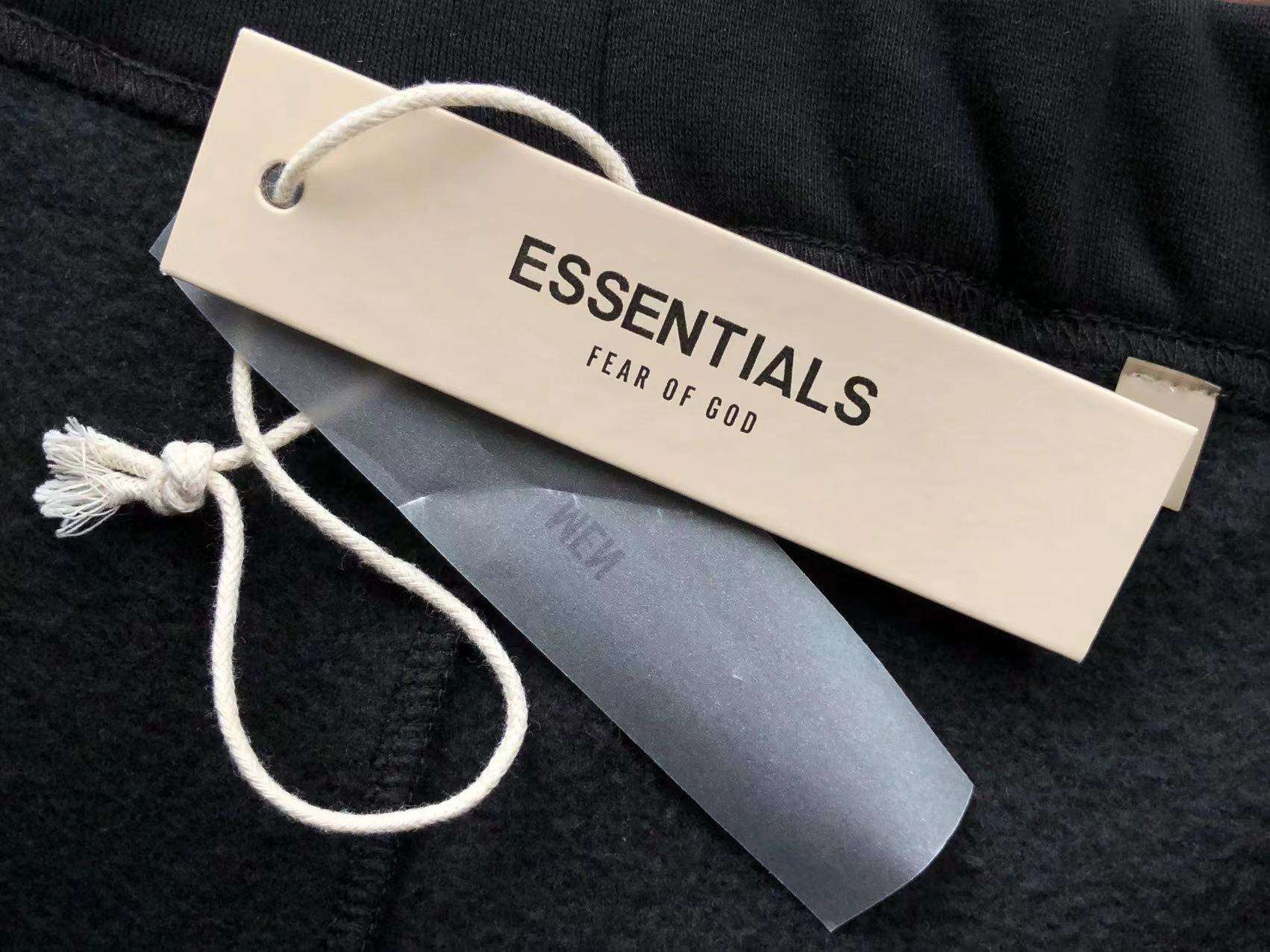 Pantalones Cortos Essentials - SS23 - Imagen 11