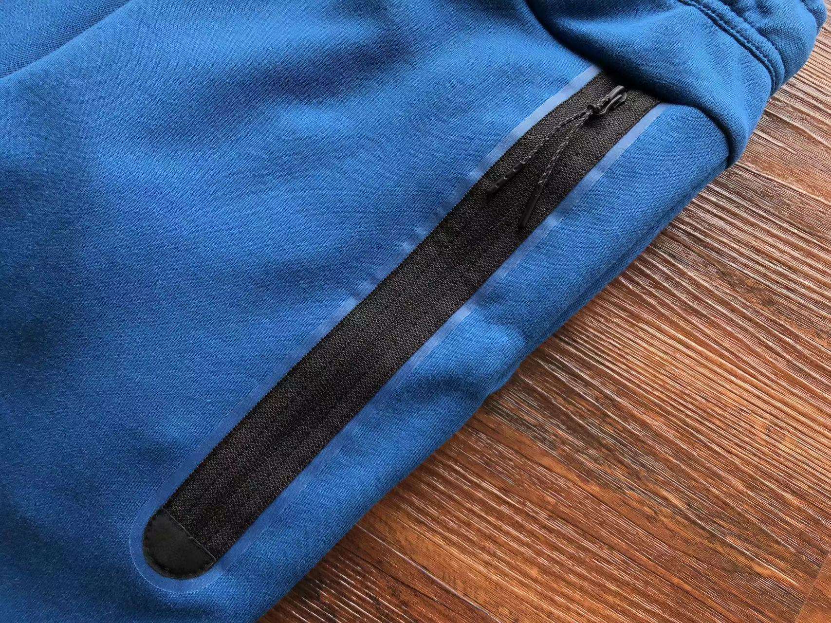Pantalones Cortos Nike Tech Fleece - Imagen 42