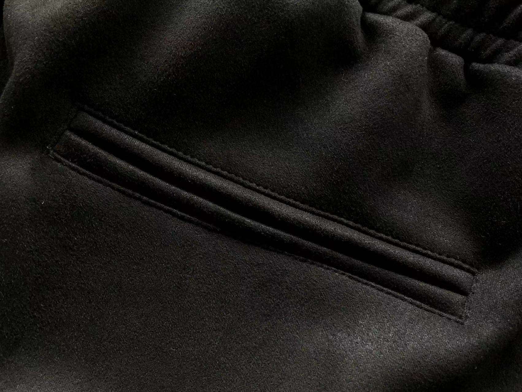 Pantalones Cortos Rhude Triple Black - Imagen 5