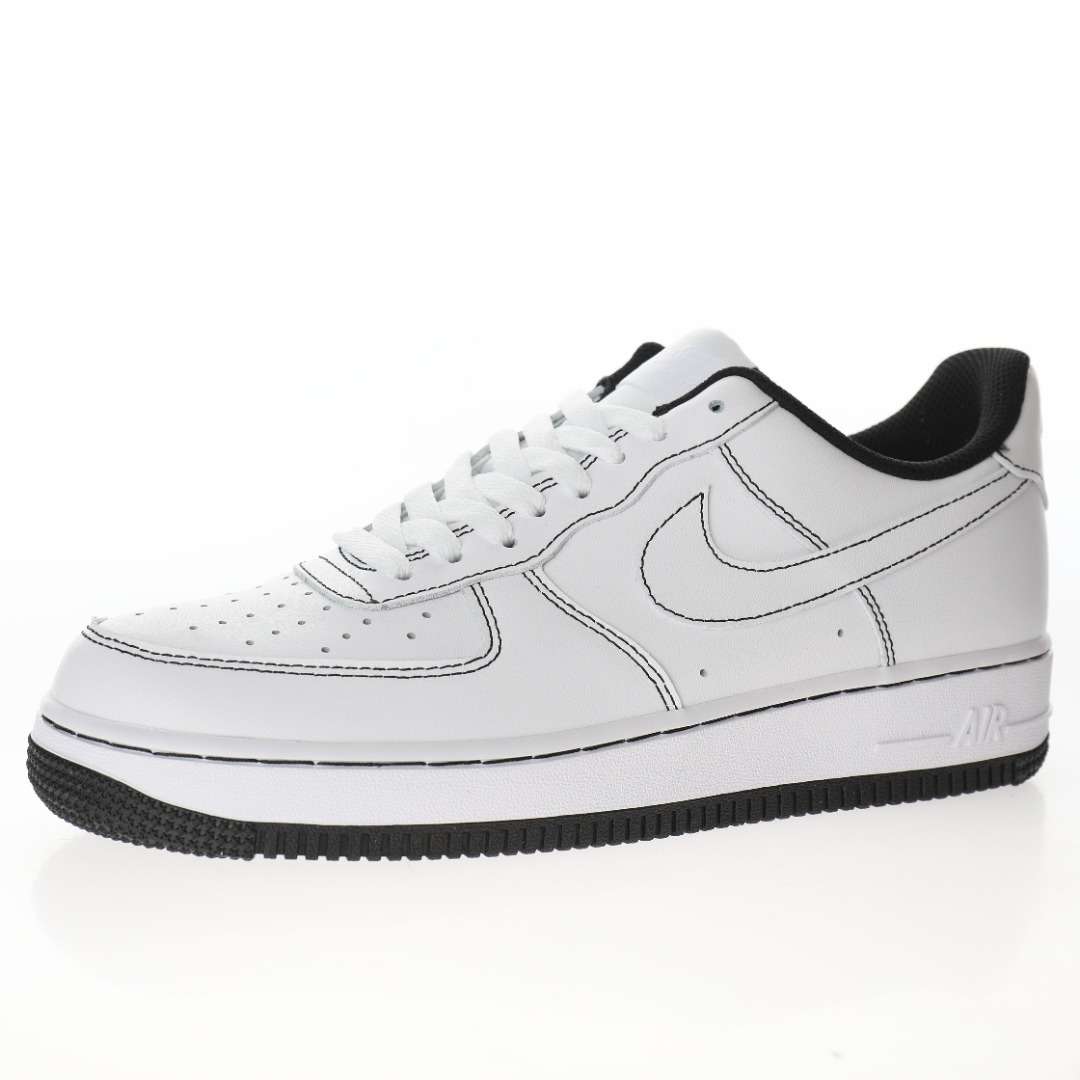 Alternative view of Nike Air Force 1’07"White/Black"