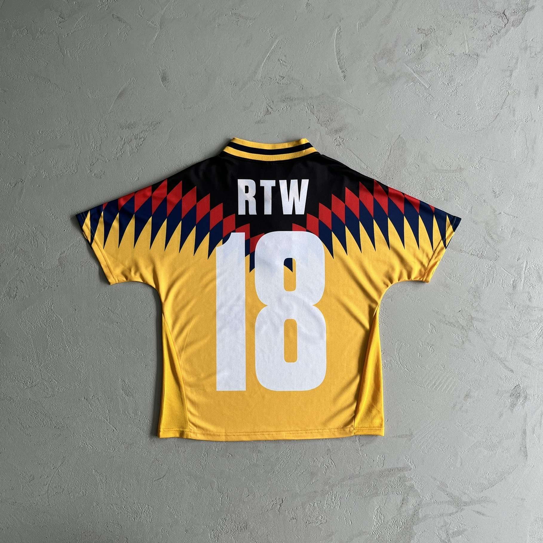 Alternative view of Camiseta Corteiz - SS23 Yellow