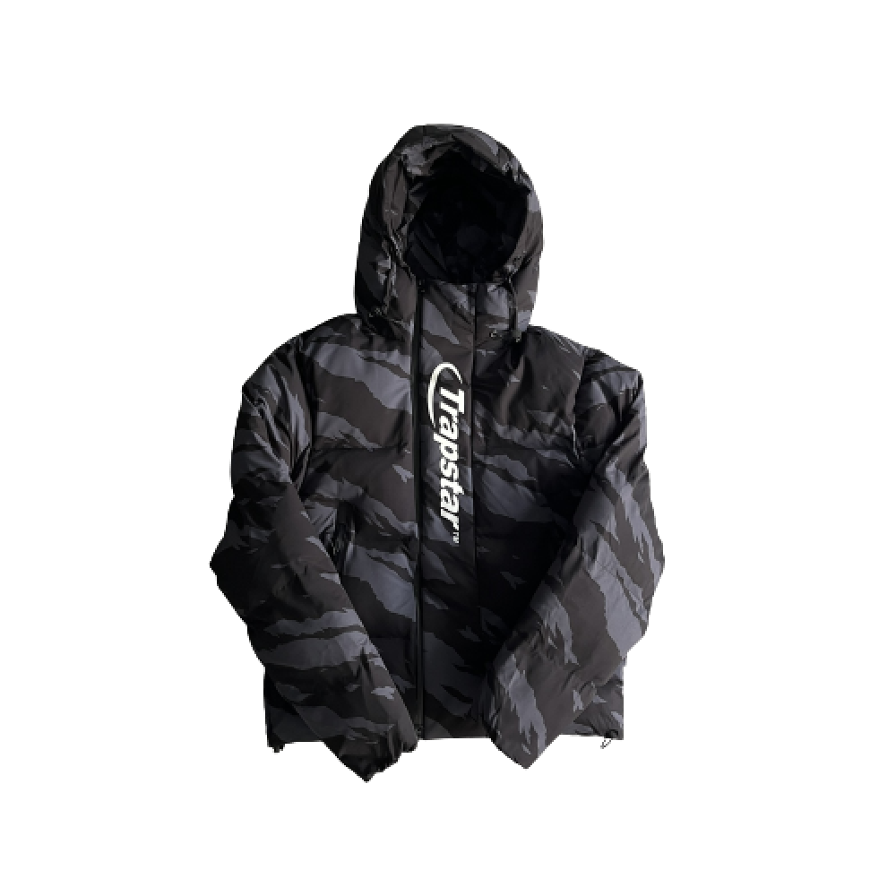Chaqueta Trapstar “ hyperdrive technical puffer-black tiger camo “