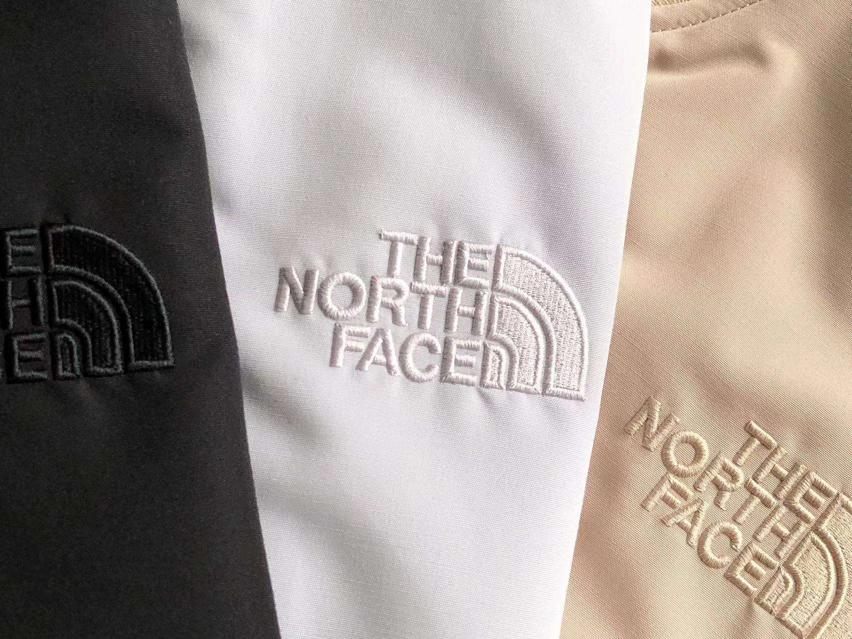 Alternative view of Bómber The North Face (3 Colores)