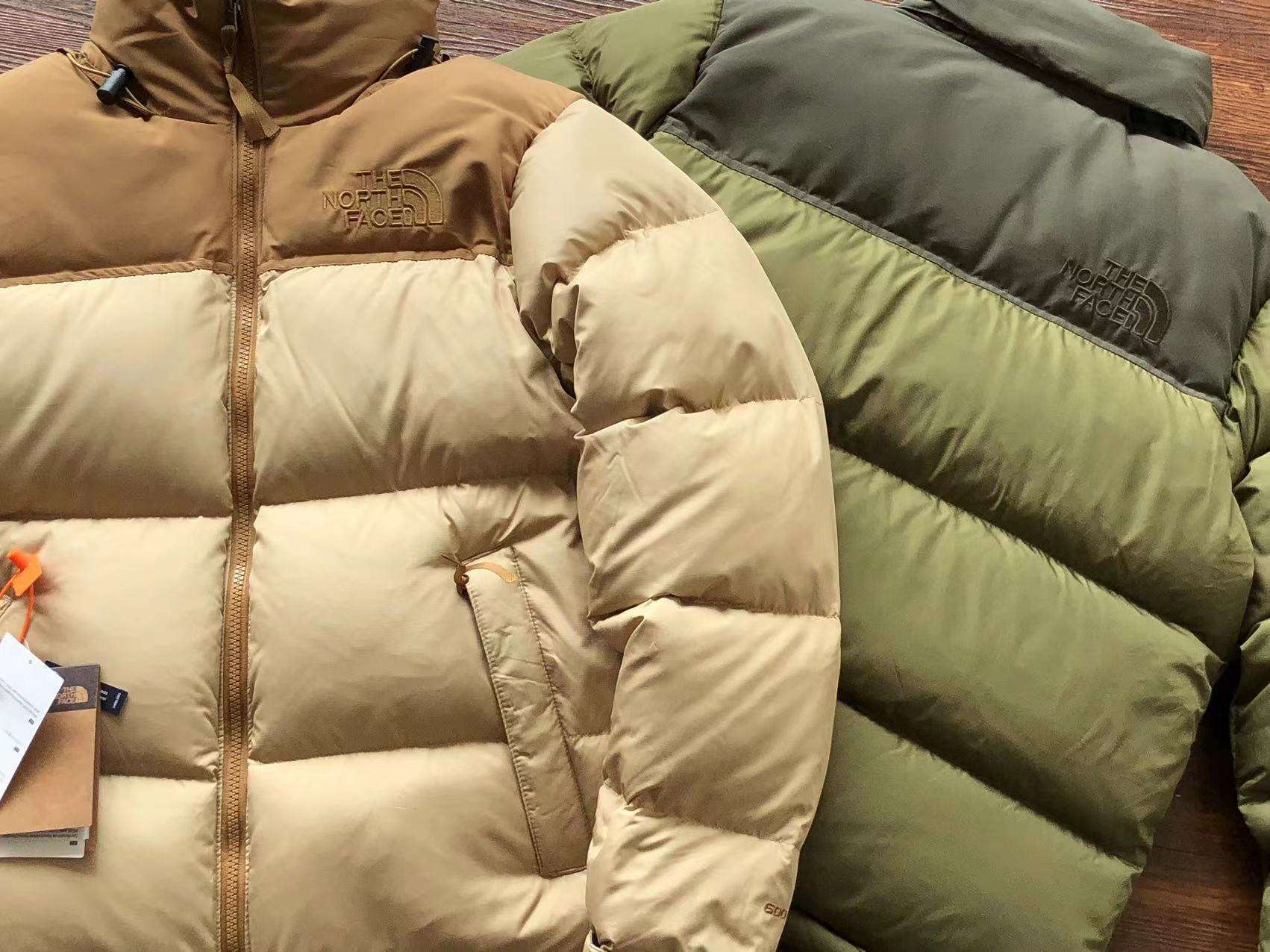 Puffer TNF Verde/Beige 600 - Imagen 10